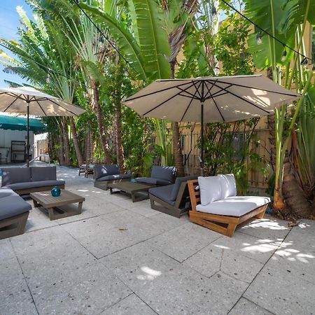 The New Hotel Miami Beach Exterior photo